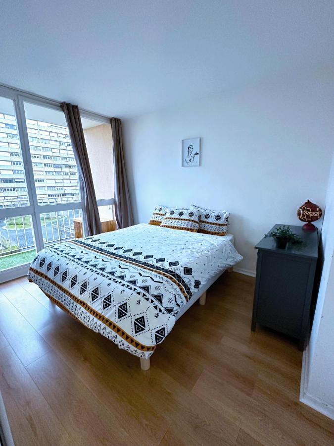 Ferienwohnung L'Ecrin De La Mairie Bois-Colombes Exterior foto