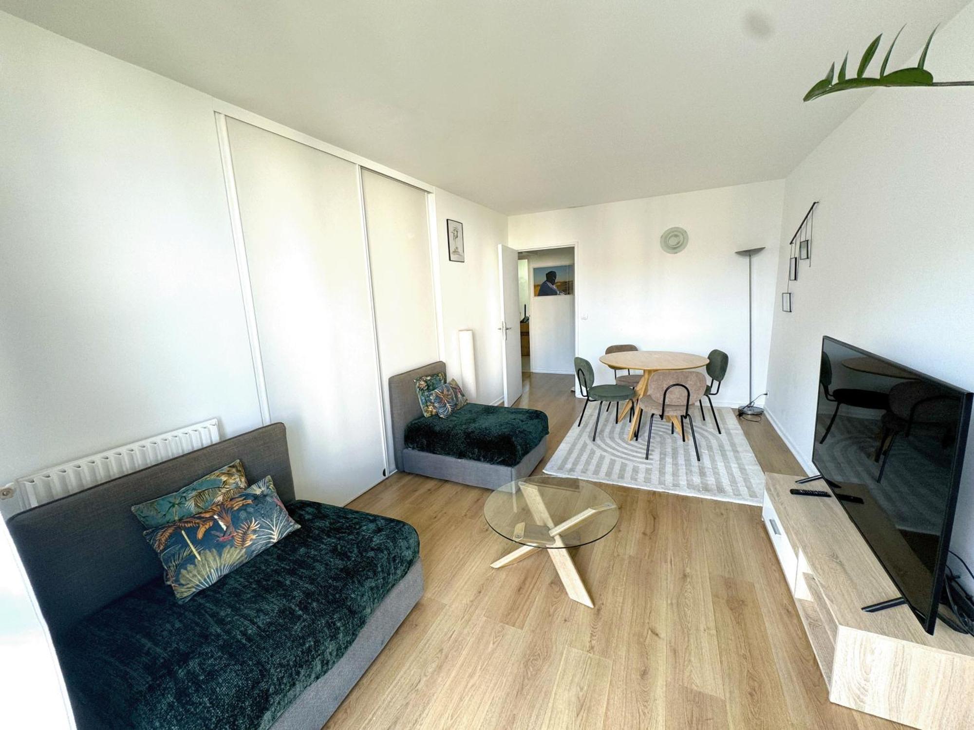 Ferienwohnung L'Ecrin De La Mairie Bois-Colombes Exterior foto